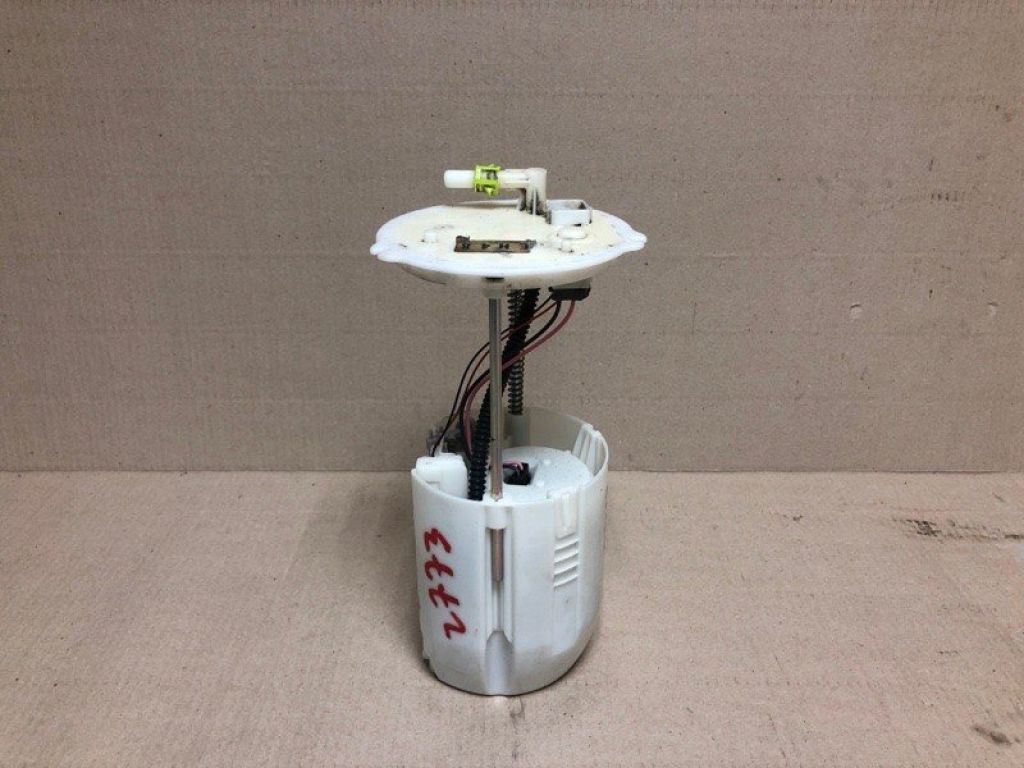 L555-13-35Z | паливний насос MAZDA CX-7 06-12 - Фото 2