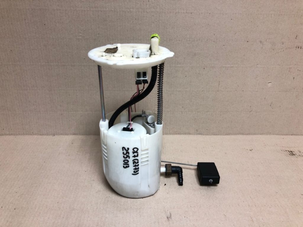 L555-13-35Z | паливний насос MAZDA CX-7 06-12 - Фото 3