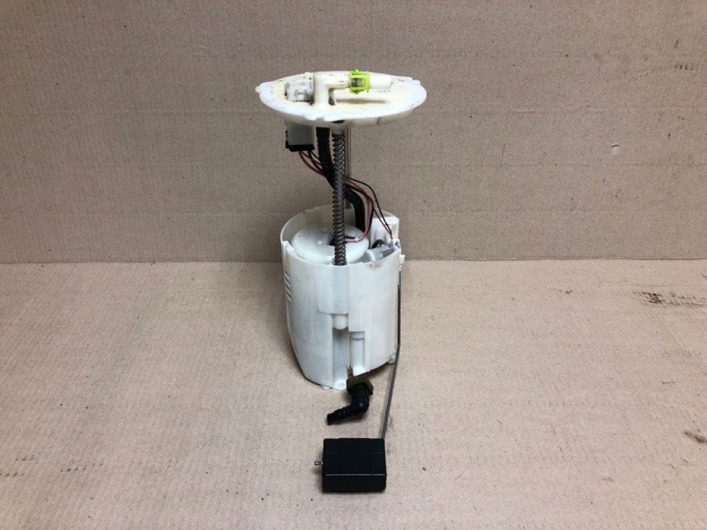 L555-13-35Z | паливний насос MAZDA CX-7 06-12 - Фото 4