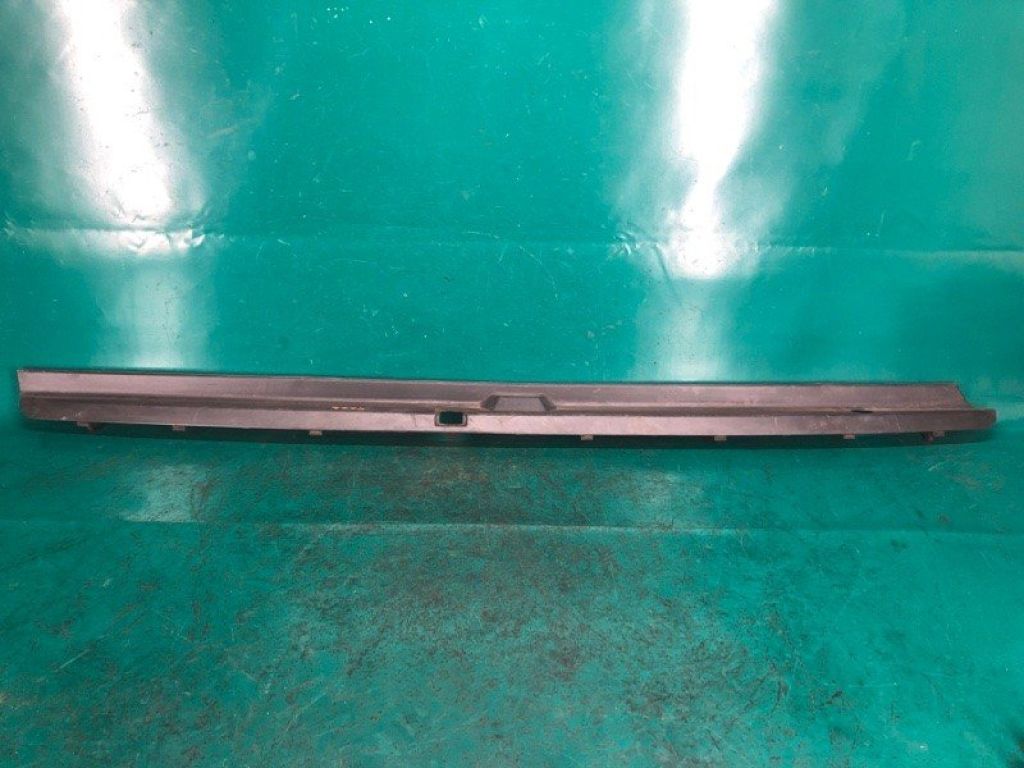 52161-60050 | Накладка бампера задн. LEXUS GX470 02-09
