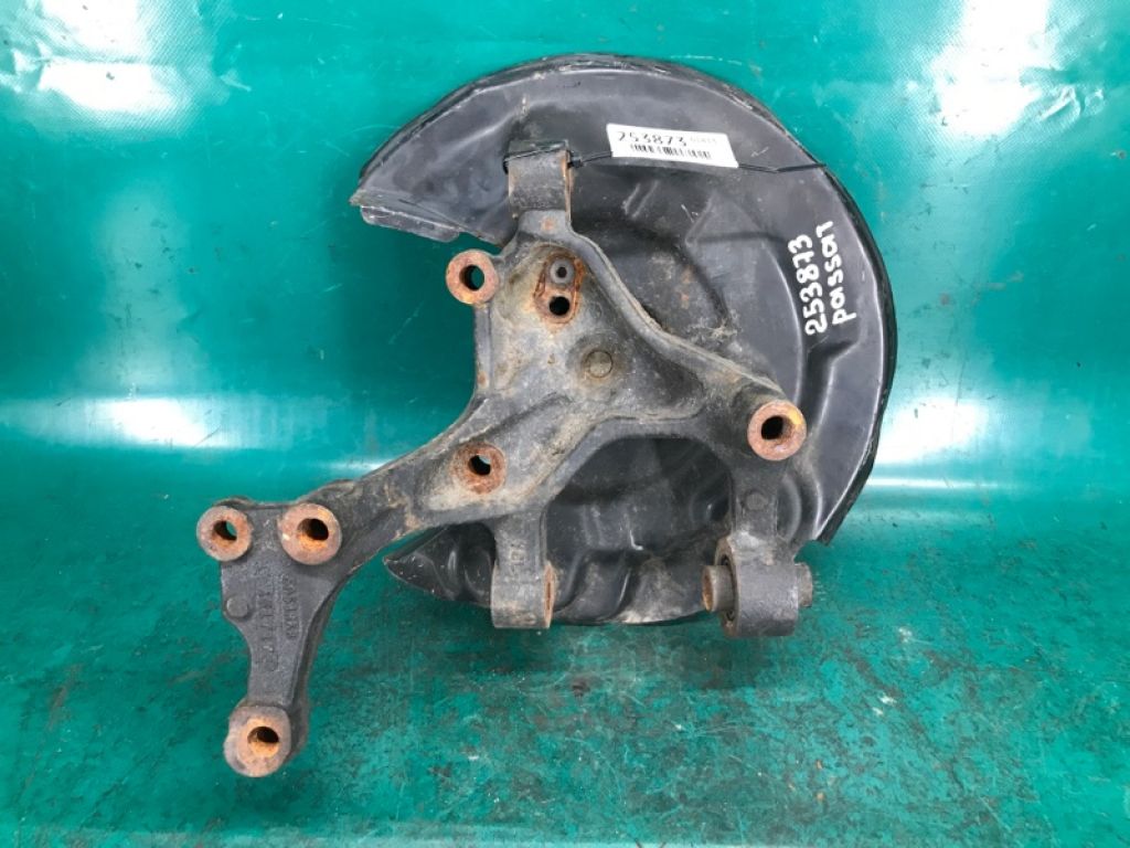 5C0 505 436 B | Цапфа прав. VOLKSWAGEN PASSAT B8 14-