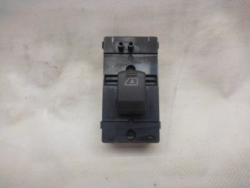 Кнопка стеклоподъемника задн. INFINITI G25/G35/G37/Q40 06-14