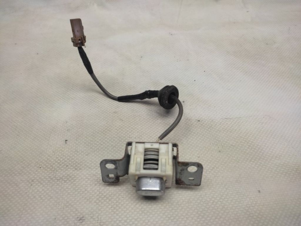 25380-JK01A | Кнопка открывания багажника наружная INFINITI G25/G35/G37/Q40 06-14