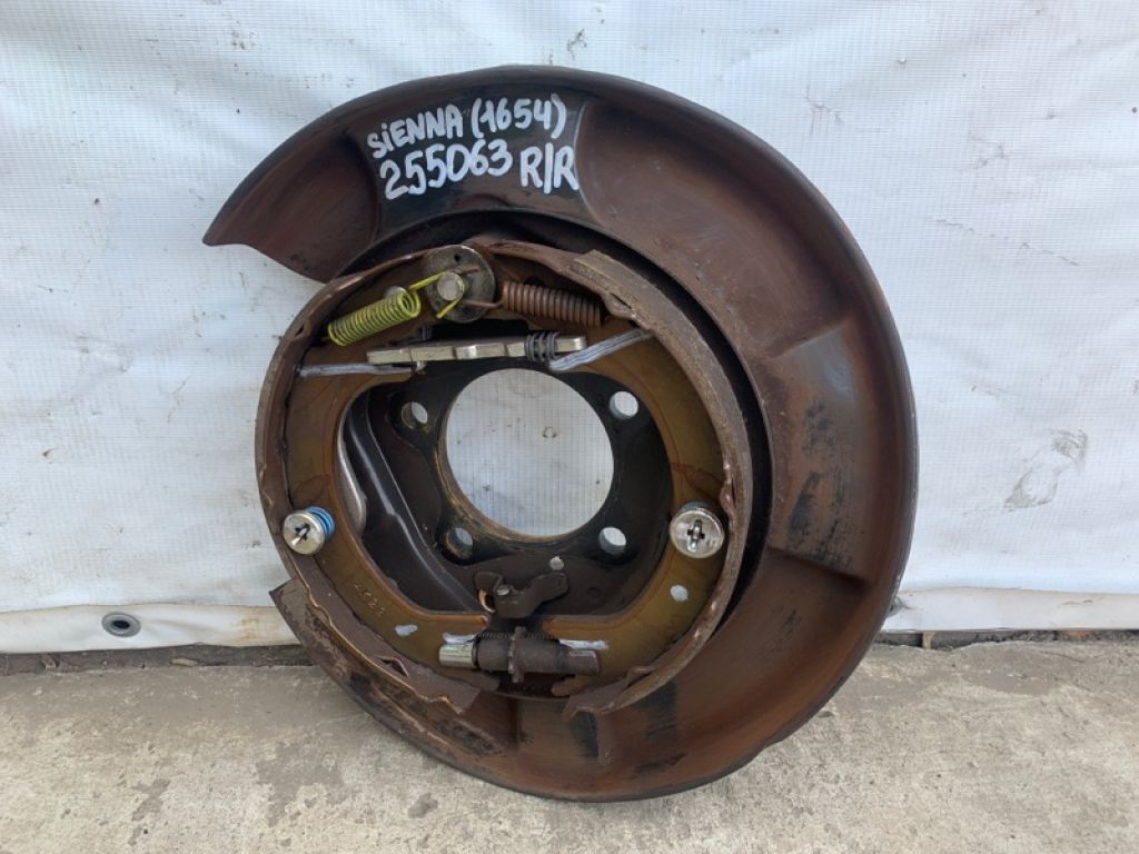 46503-08020 | Тормозной механизм прав. TOYOTA SIENNA 11-16
