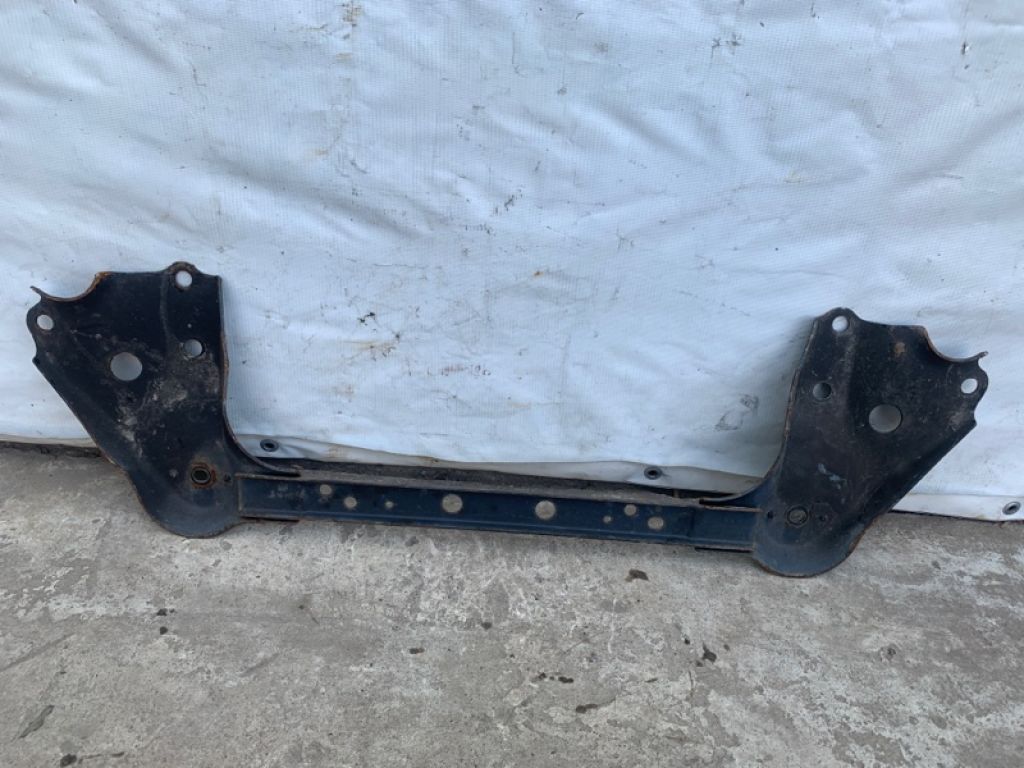 544C4-1KA0B | Крепление балки подвески передн. NISSAN JUKE 10-19 - Фото 3