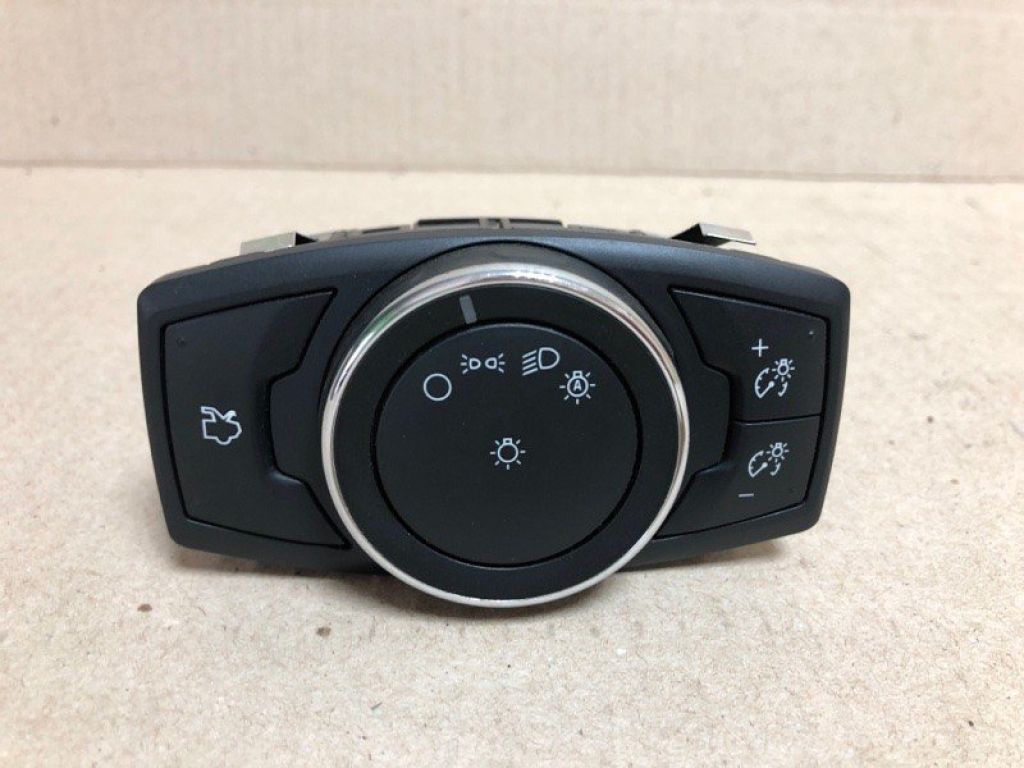 CM5Z-11654-B | Блок управления освещением FORD FOCUS 10-18