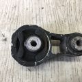AE8Z-6068-A | Подушка двигуна нижня задн. FORD FIESTA 08-17 - Прев'ю 2