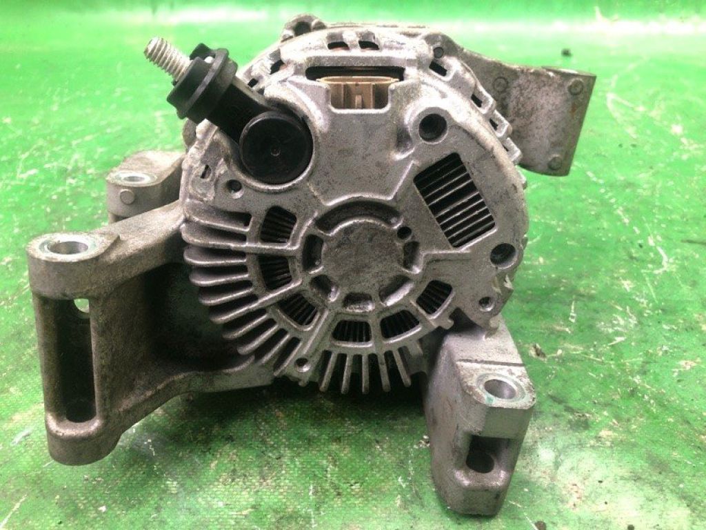 LF8J-18-300 | Генератор MAZDA 3 BL 09-13 - Фото 4