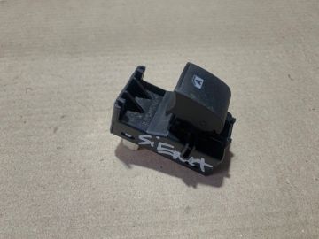 Кнопка стеклоподъемника задн. прав. TOYOTA SIENNA 11-16