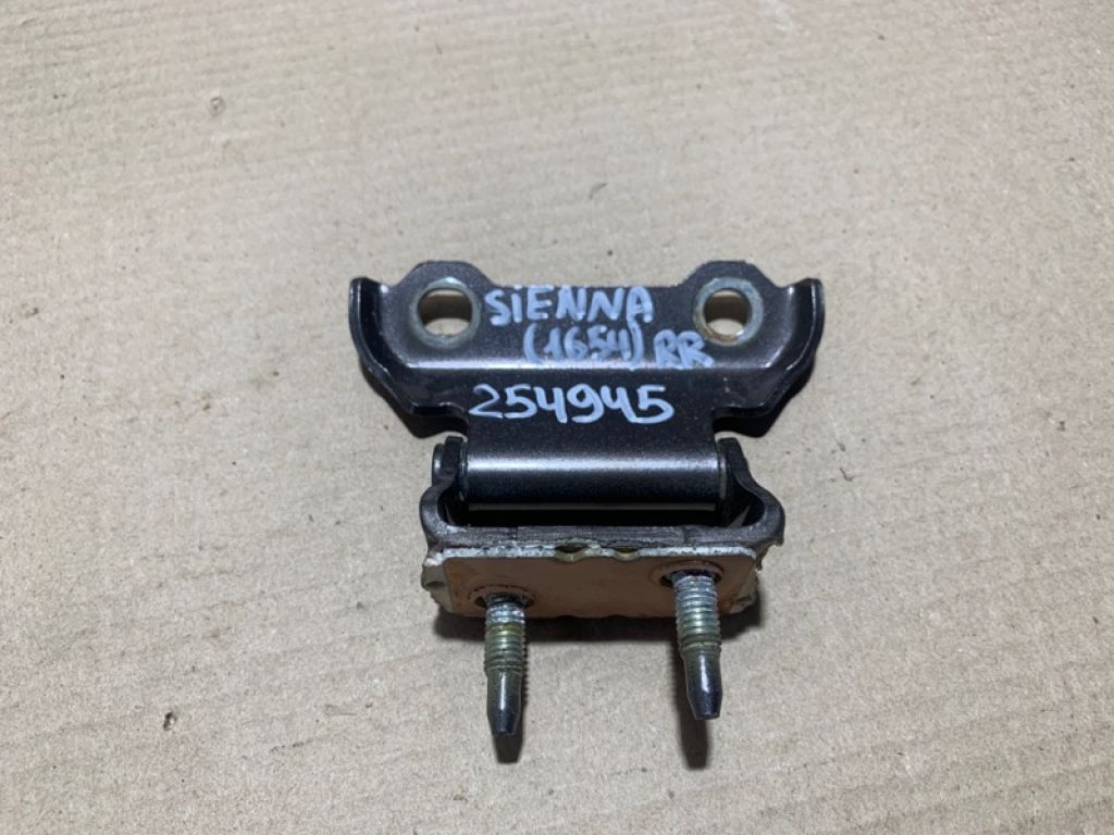 68810-0E020 | Петля крышки багажника TOYOTA SIENNA 11-16