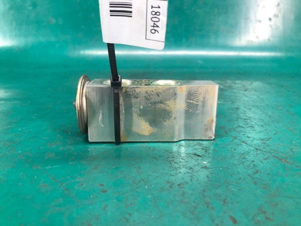 73531XA02A | Клапан кондиціонера SUBARU TRIBECA B10 07-13