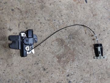 Замок кришки багажника INFINITI G25/G35/G37/Q40 06-14