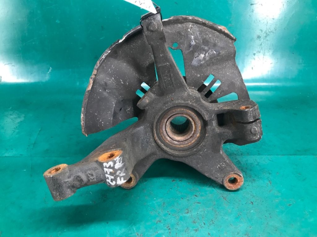 L206-33-020B | Кулак поворотный прав. MAZDA CX-7 06-12