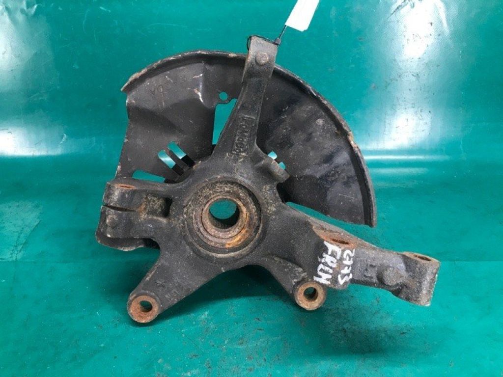 L206-33-030B | Кулак поворотный лев. MAZDA CX-7 06-12