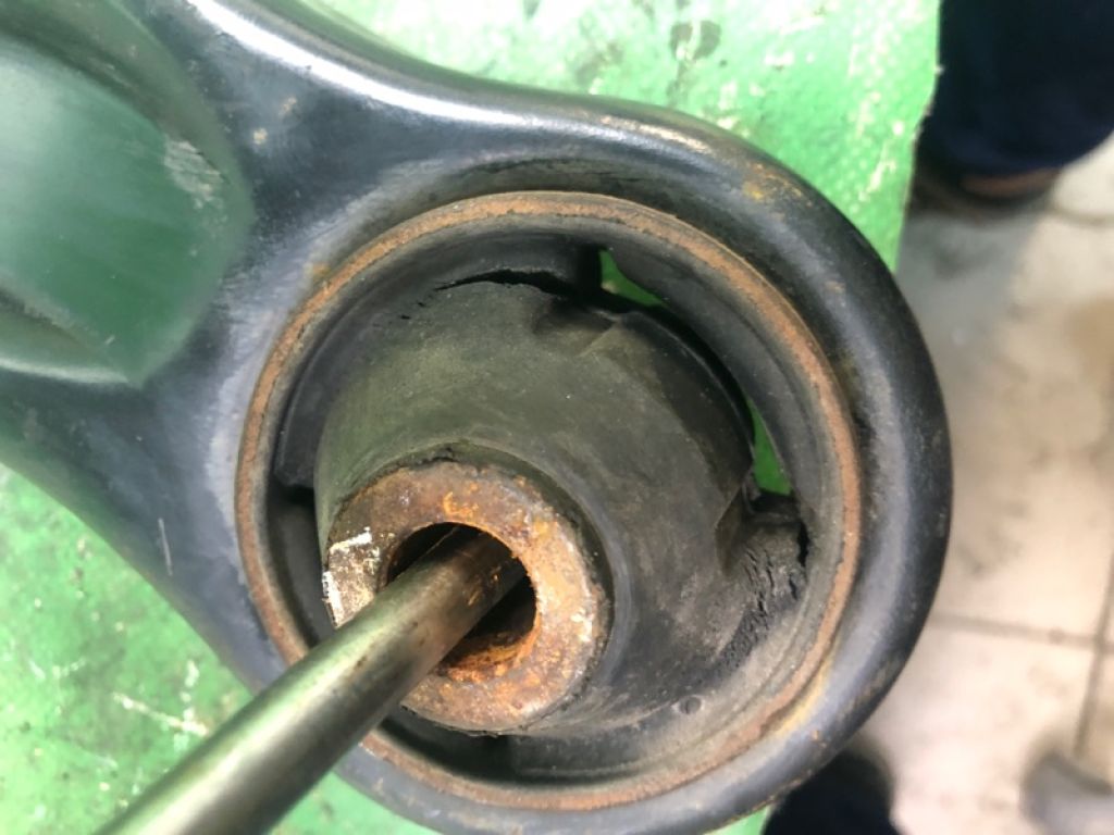 45202-65J00 | Важіль передньої підвіски нижній лів. SUZUKI GRAND VITARA 05-15 - Фото 3