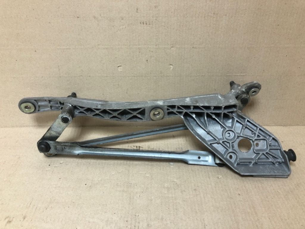 BE8Z-17566-A | Трапеция стеклоочистителей FORD FIESTA 08-17 - Фото 4