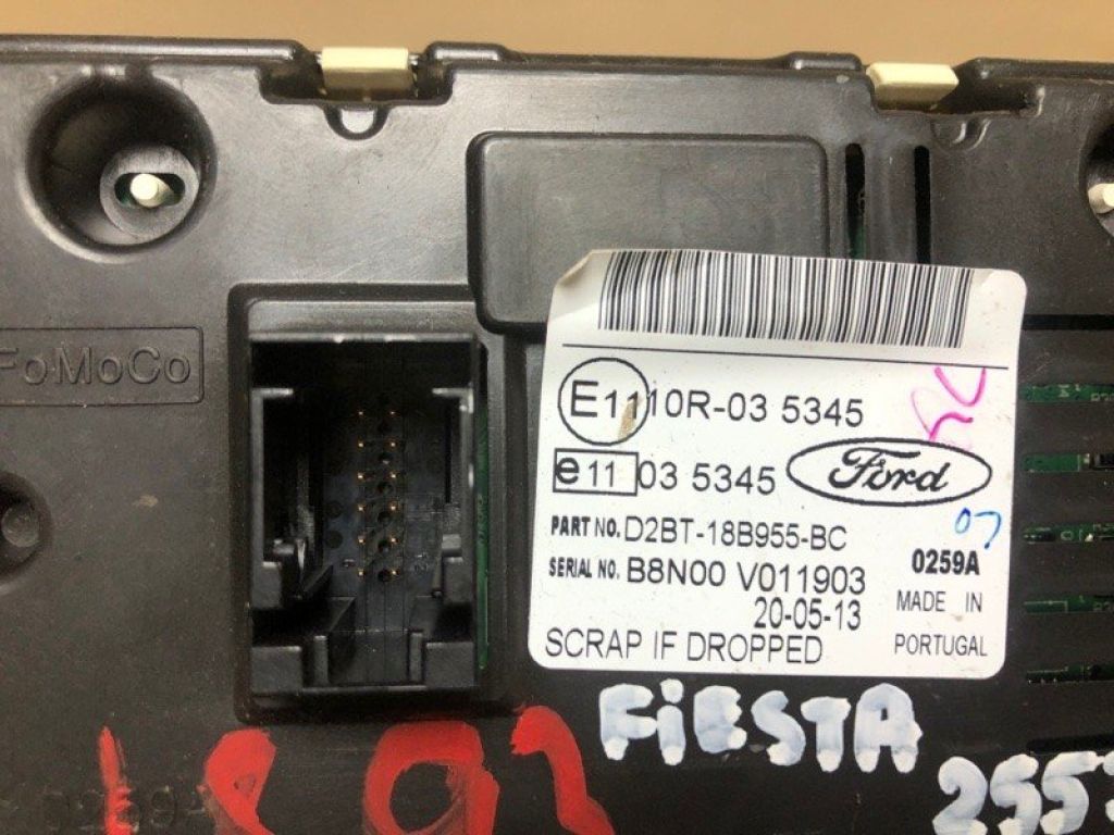 D2BZ-10D885-A | Монитор FORD FIESTA 08-17 - Фото 3
