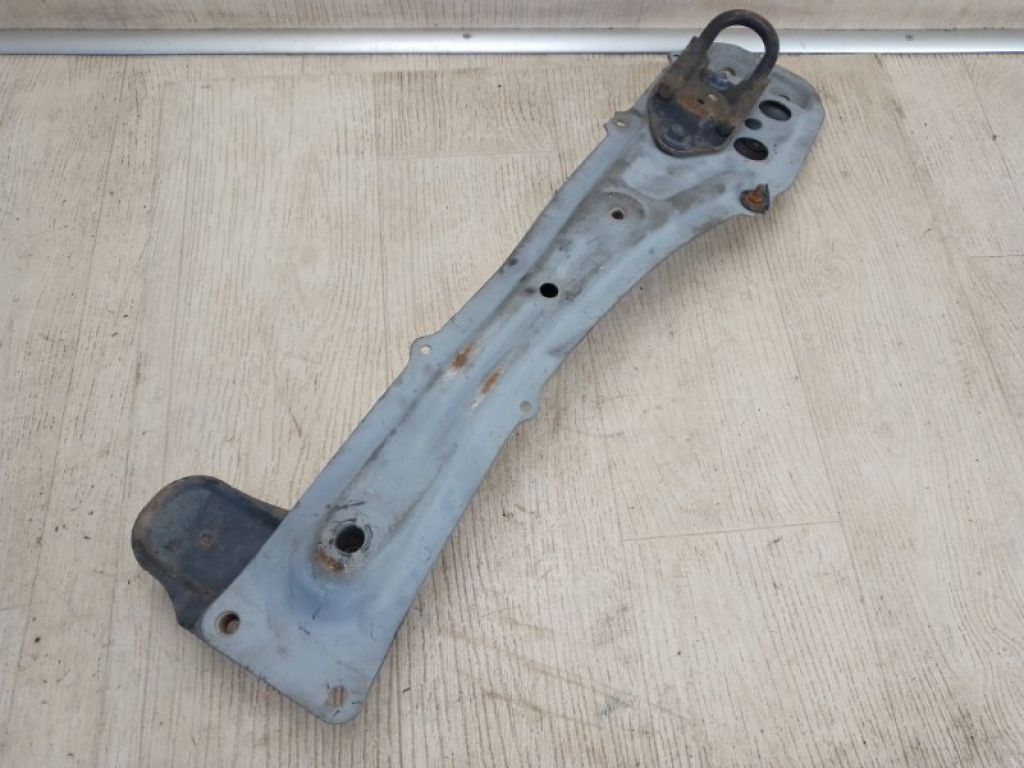 51204-02070 | Балка двигуна поздовжня передн. TOYOTA MATRIX 08-14
