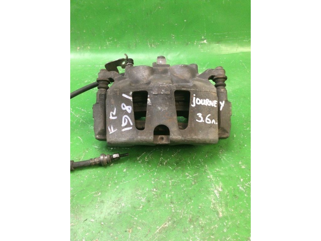 68144160AA | Суппорт тормозной передн. прав. DODGE JOURNEY 08-20