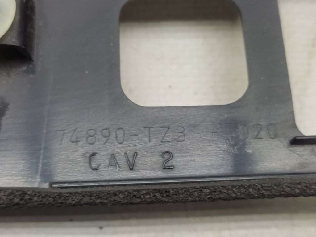 74890-TZ3-A00 | Панель підсвічування номера ACURA TLX 14-17 - Фото 3