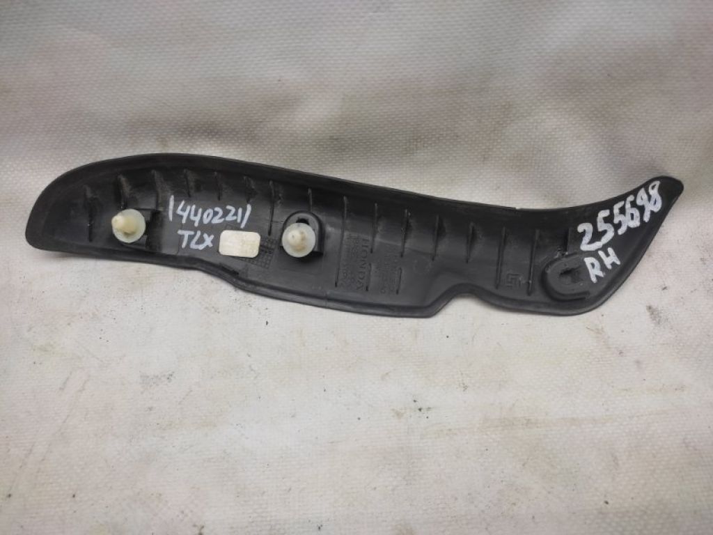 74896-TZ3-A00 | накладка кришки багажника задн. прав. ACURA TLX 14-17 - Фото 2