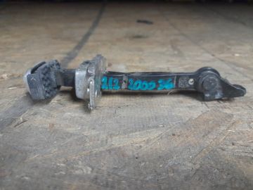 Обмежувач дверей передн. прав. ACURA ILX 12-16