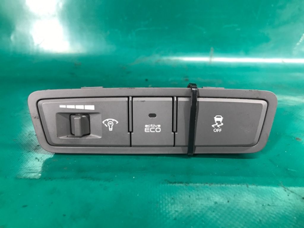 933103Q000RAS | Блок кнопок торпедо HYUNDAI SONATA YF 10-14
