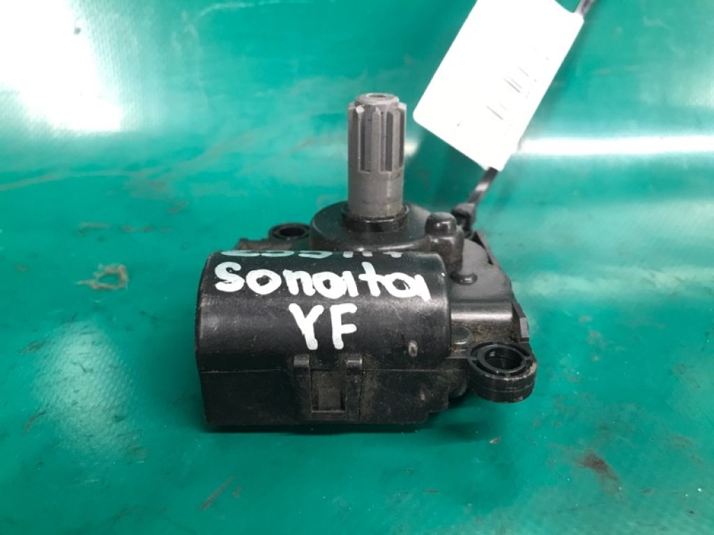 97162-3SAA0 | Моторчик заслонки печки HYUNDAI SONATA YF 10-14 - Фото 3