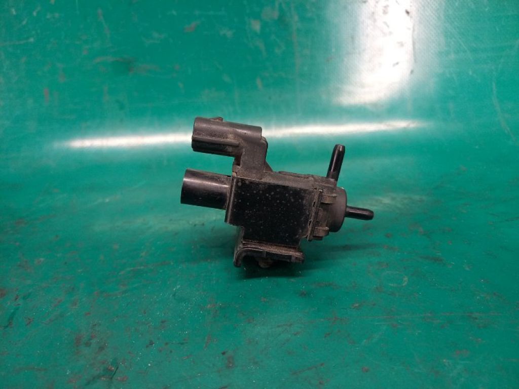 28324-2G700 | Клапан электромагнитный (вакуумный) HYUNDAI SONATA YF 10-14