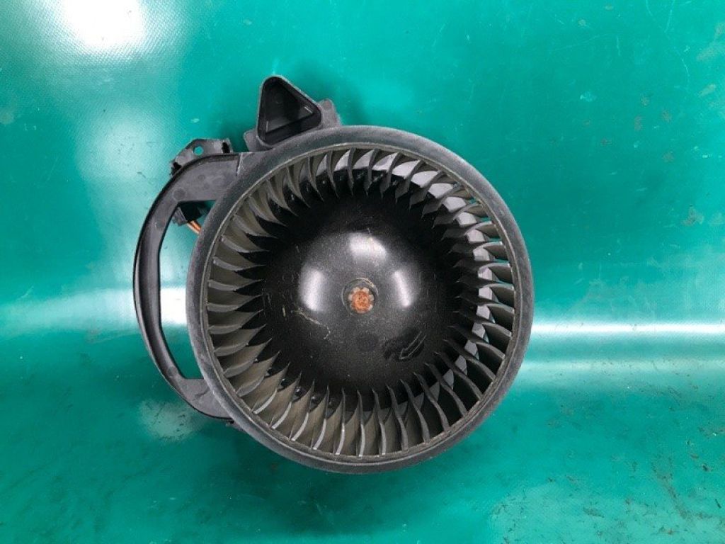 27120-5DF0B | Моторчик печки INFINITI QX30 16-20