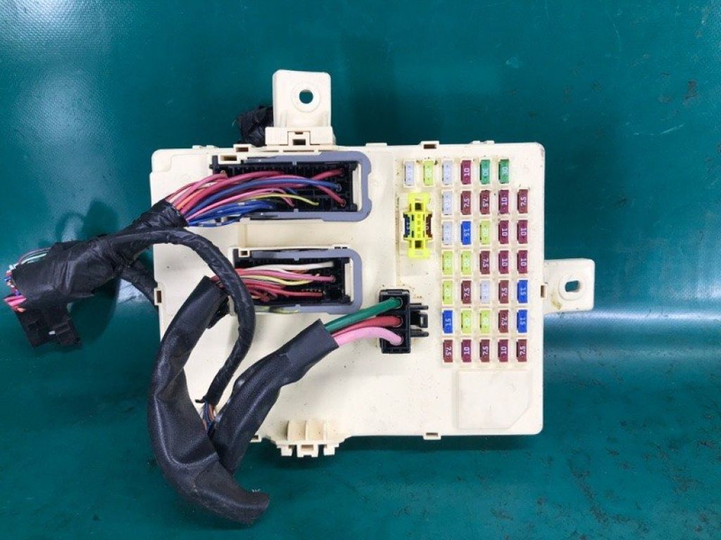 91950-3S060 | Блок предохранителей салон HYUNDAI SONATA YF 10-14