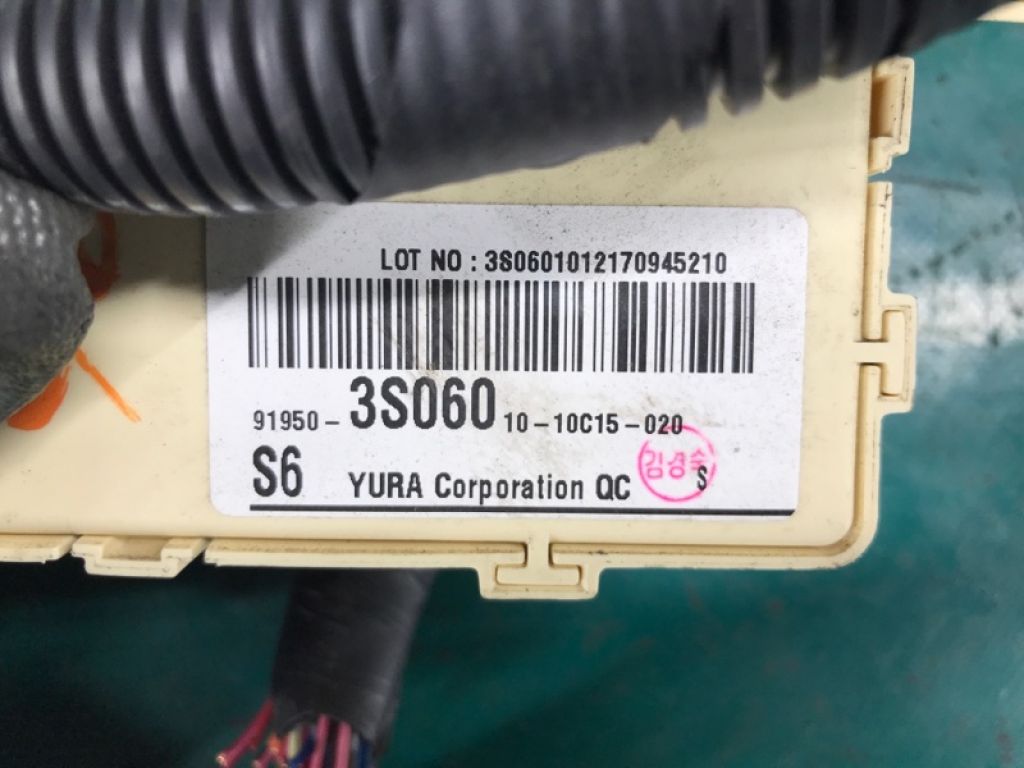 91950-3S060 | Блок предохранителей салон HYUNDAI SONATA YF 10-14 - Фото 4