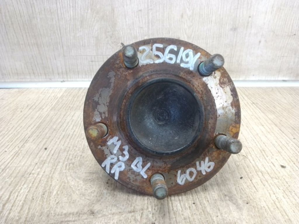 BBM2-26-15XB | Ступица задн. MAZDA 3 BL 09-13