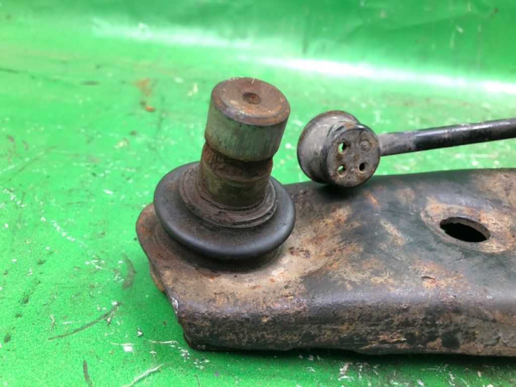 8T4Z-3078-A | Рычаг передней подвески нижний прав. FORD EDGE 06-14 - Фото 5