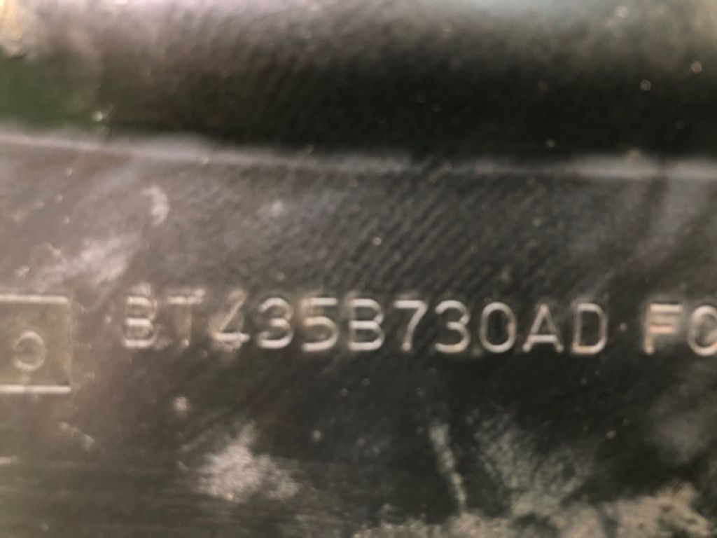 BT4Z-5500-B | Важіль задньої підвіски поздовжній прав. FORD EDGE 06-14 - Фото 2