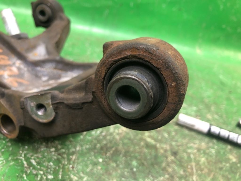 3770A065 | Цапфа задн. лев. MITSUBISHI GALANT 03-12 - Фото 4