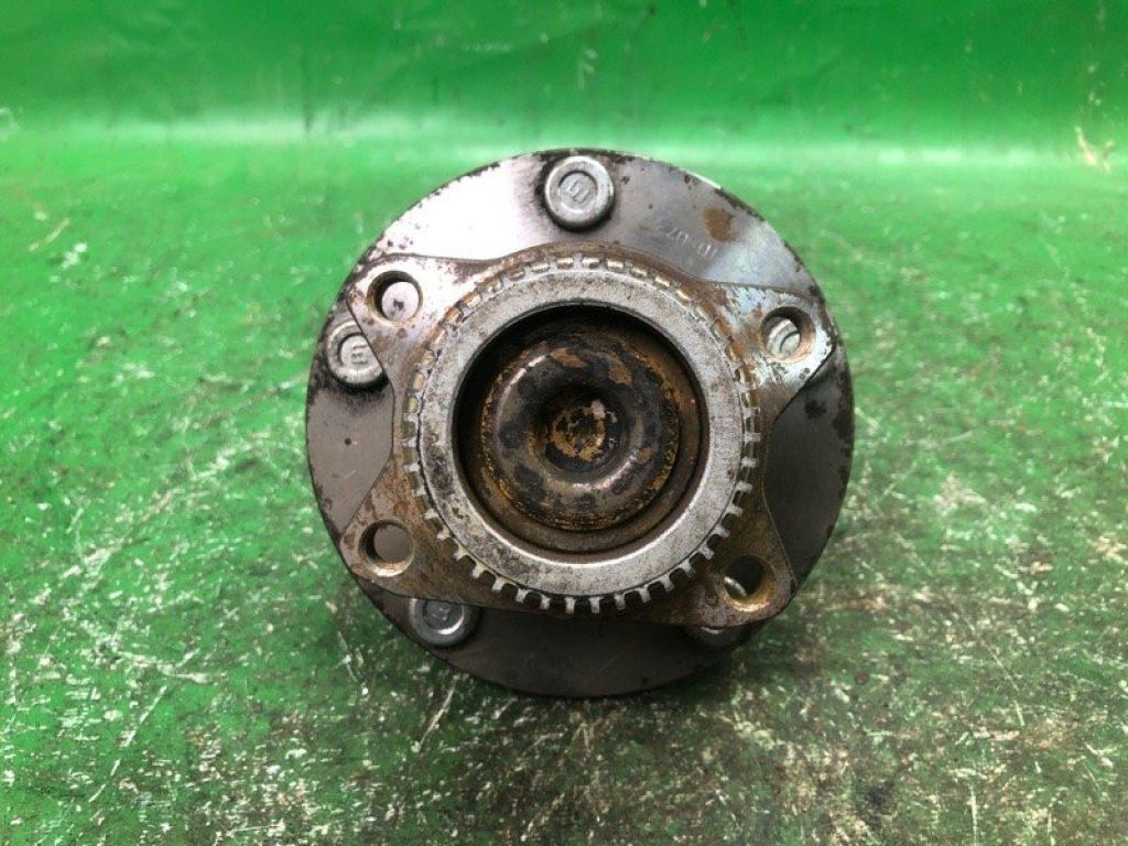 MR589520 | Ступица задн. MITSUBISHI GALANT 03-12