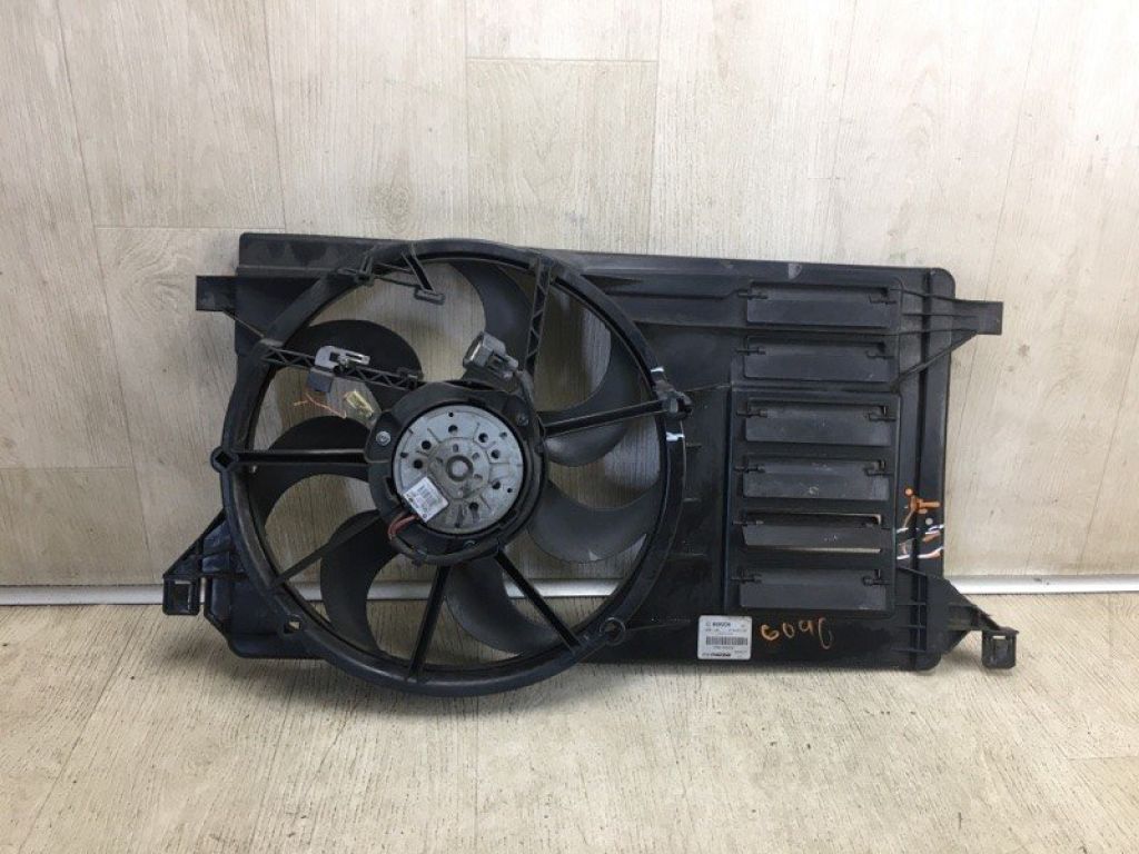 LF8B-15-025H | Диффузор вентилятора основного радиатора MAZDA 3 BL 09-13