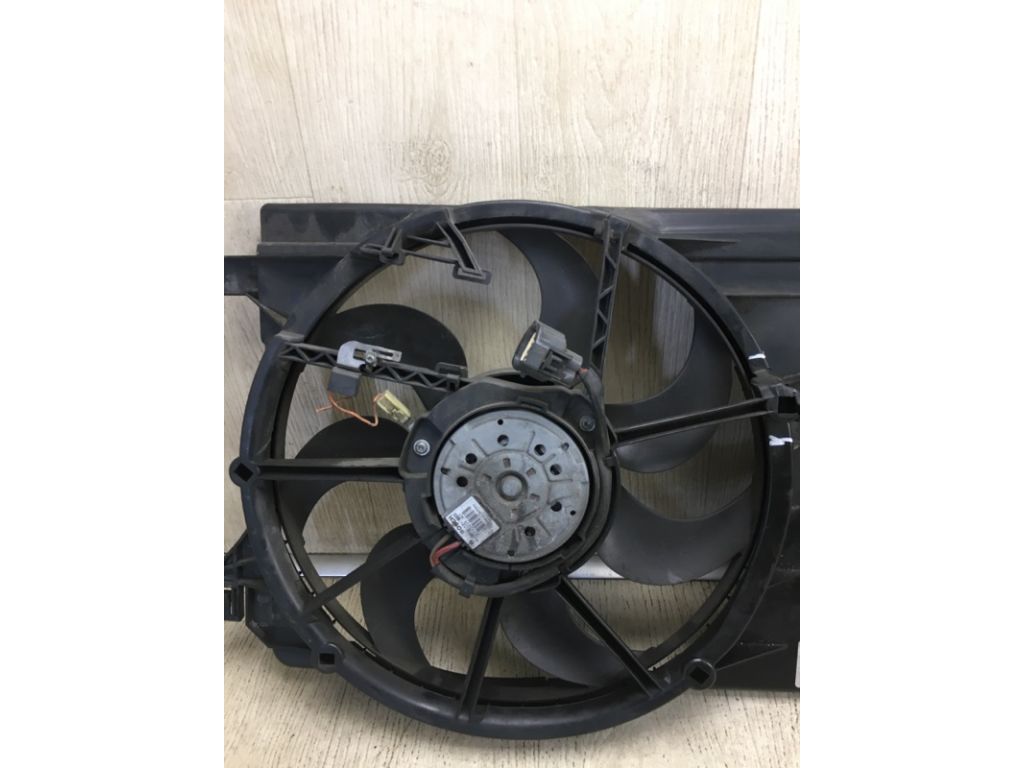 LF8B-15-025H | Диффузор вентилятора основного радиатора MAZDA 3 BL 09-13 - Фото 3