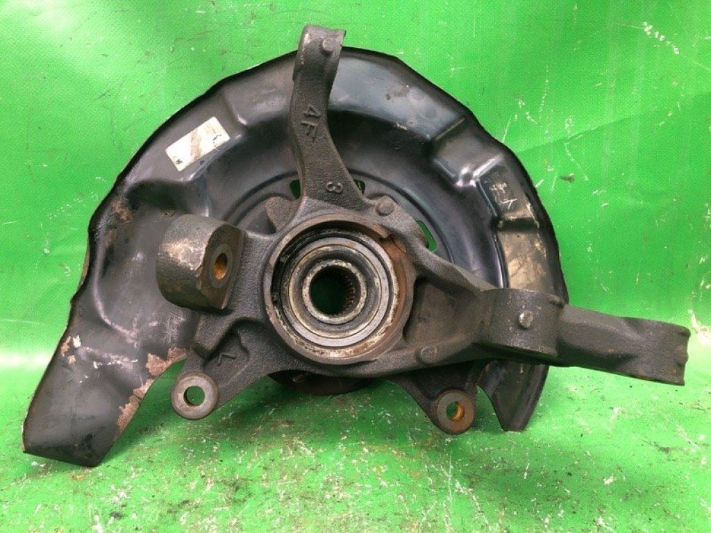 43212-39035 | Кулак поворотний передн. лів. LEXUS ES300 ES330 01-06