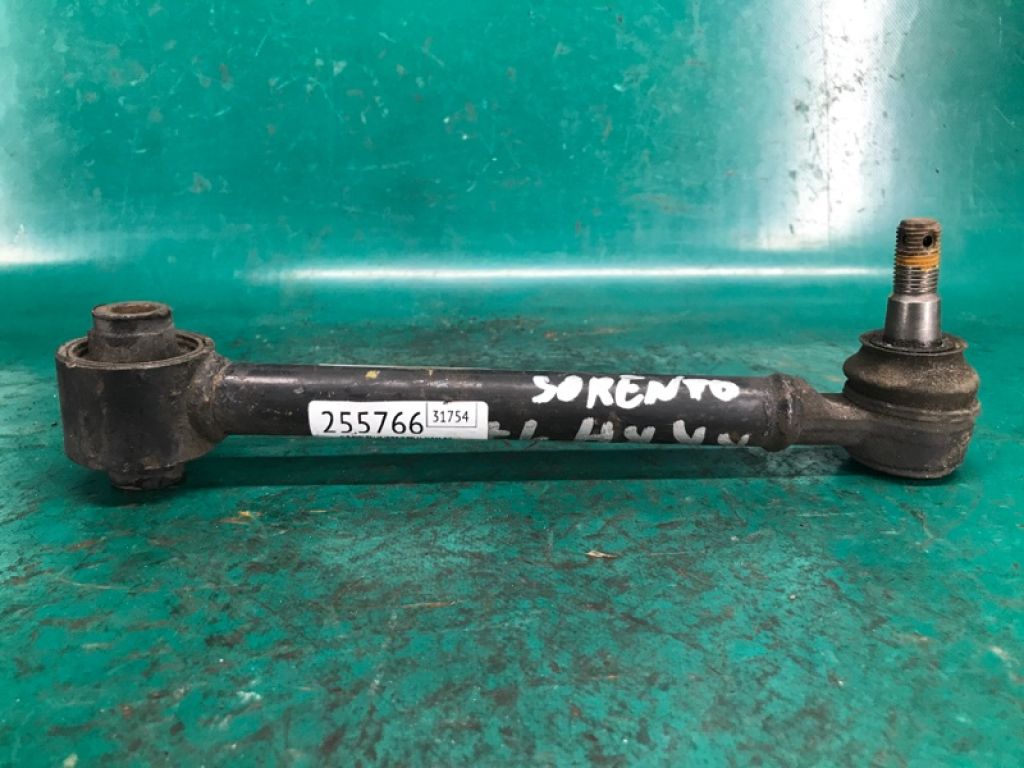 55250-2P000 | Рычаг задней подвески поперечный нижний прав. KIA SORENTO XM 09-14