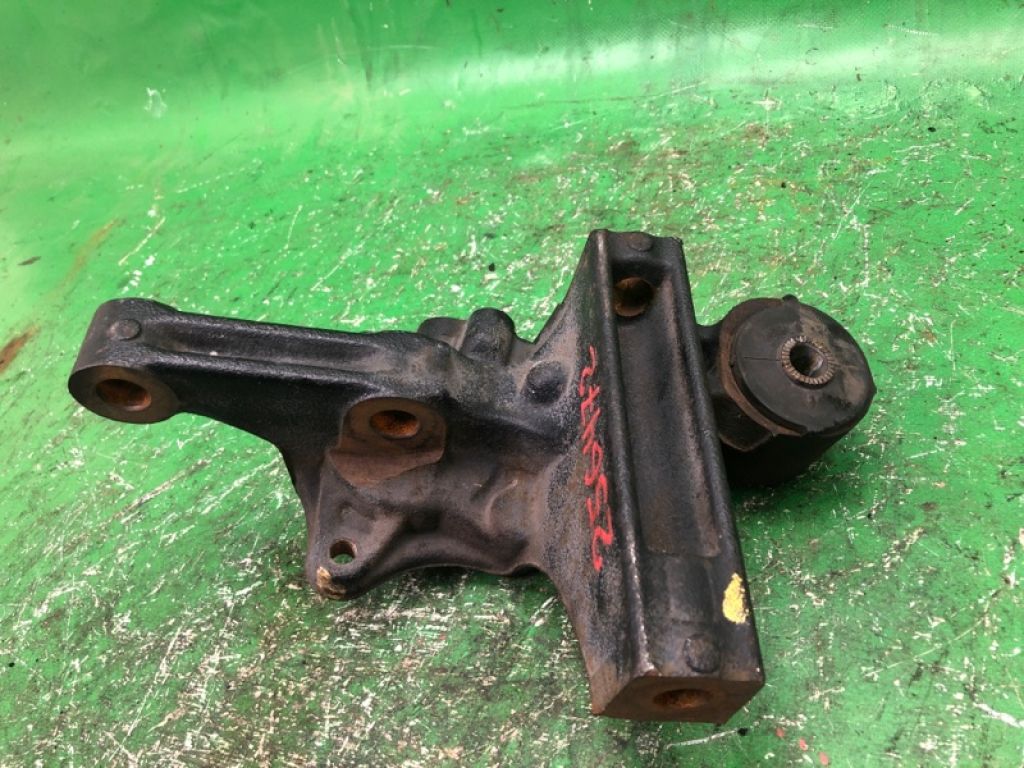 42305-20090 | Цапфа задн. лів. LEXUS ES300 96-01 - Фото 3