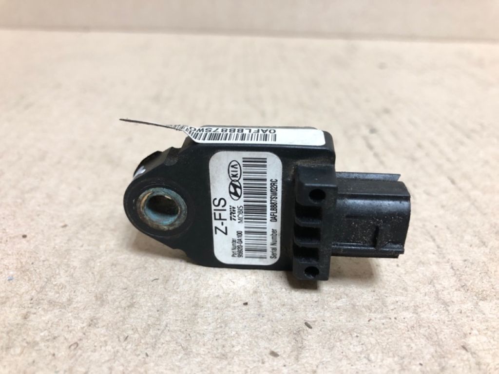 95920-0A100 | Датчик удара передн. HYUNDAI SONATA YF 10-14