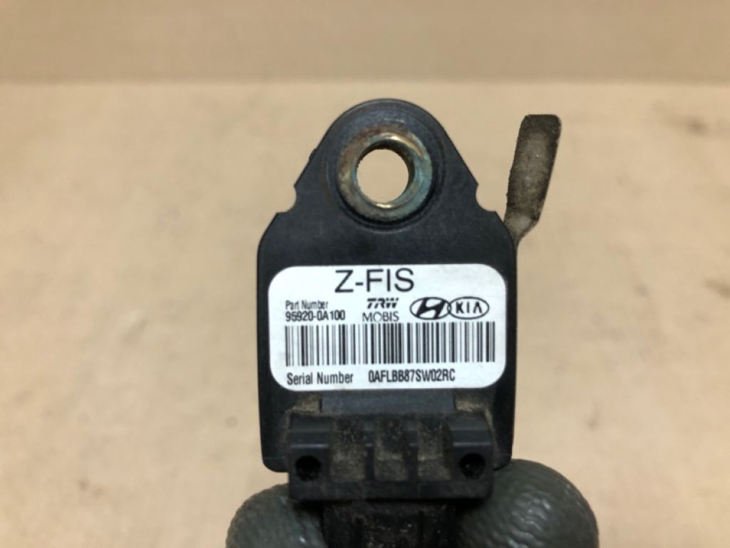 95920-0A100 | Датчик удара передн. HYUNDAI SONATA YF 10-14 - Фото 3