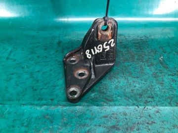 Кронштейн двигателя передн. TOYOTA SOLARA 03-09