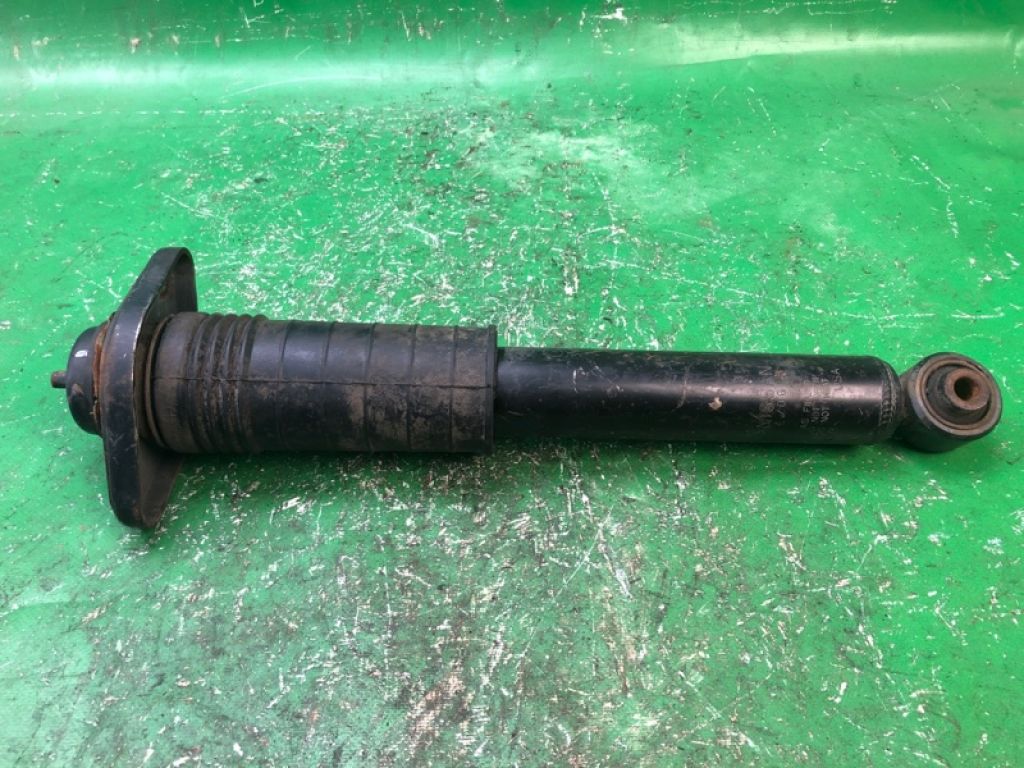 E62109NF0A | Амортизатор задн. INFINITI QX60/JX35 12-20