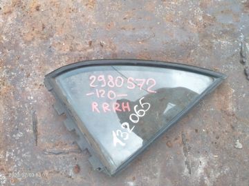 Стекло двери глухое задн. прав. TOYOTA COROLLA 120 00-07