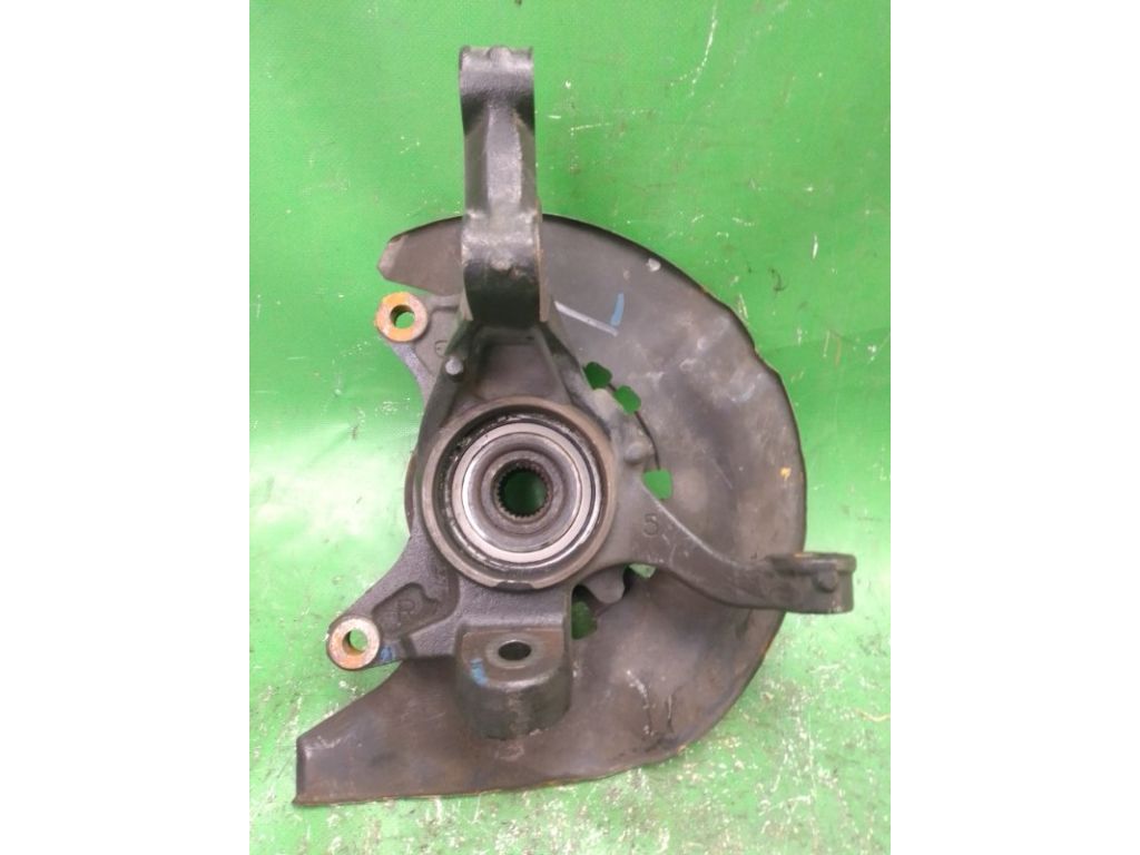 4321106110 | Кулак поворотный передн. прав. TOYOTA CAMRY 30 02-06