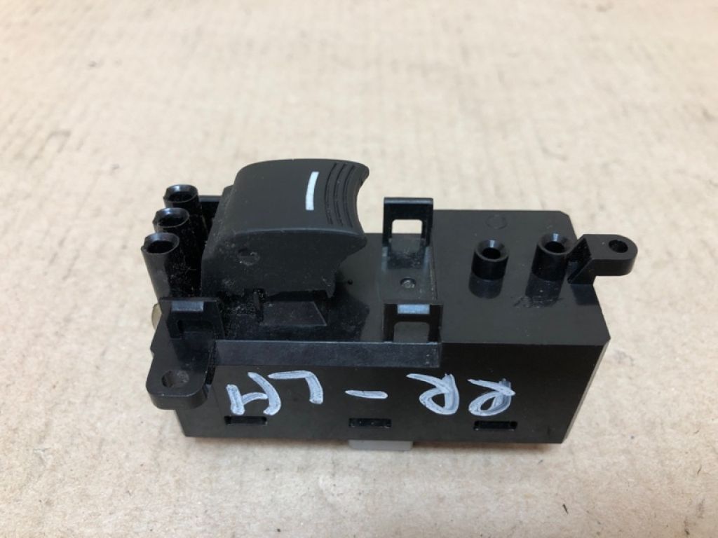 35770-TK4-A01 | Кнопка склопідіймача задн. лів. ACURA ILX 16-19