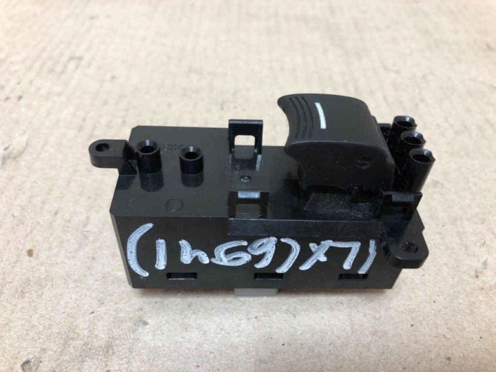 35770-TK4-A01 | Кнопка склопідіймача задн. лів. ACURA ILX 16-19 - Фото 2